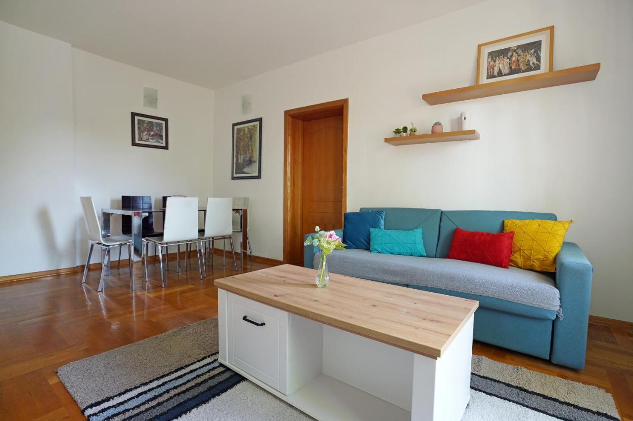 Apartment Gold Podgorica Buitenkant foto