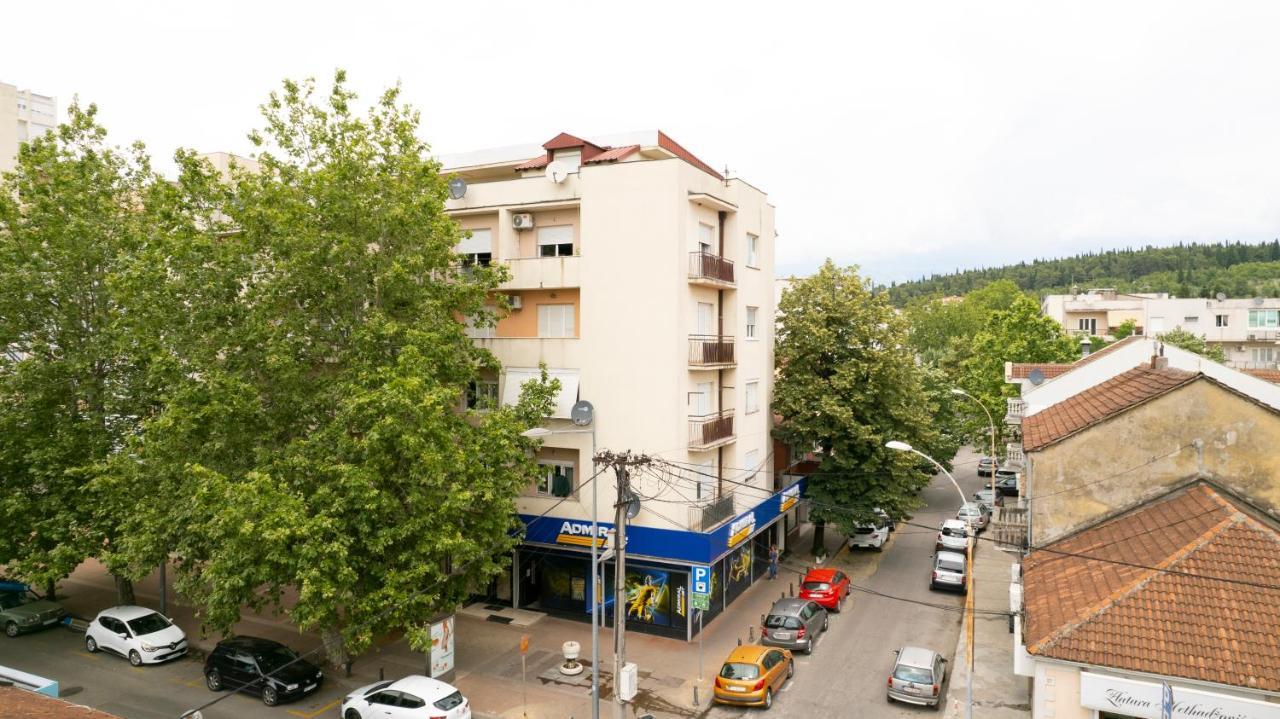 Apartment Gold Podgorica Buitenkant foto