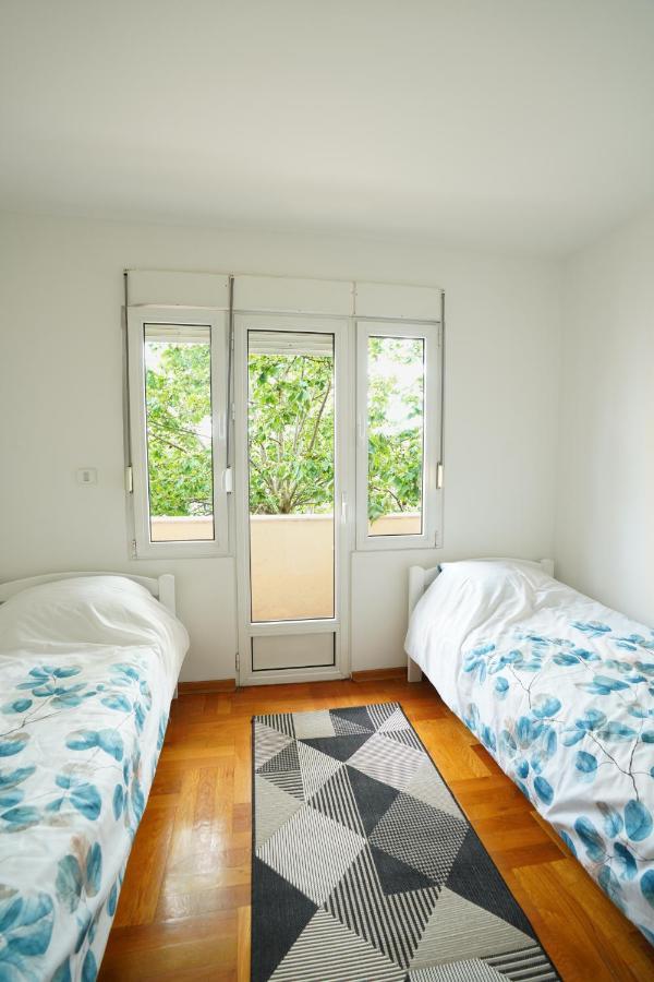 Apartment Gold Podgorica Buitenkant foto